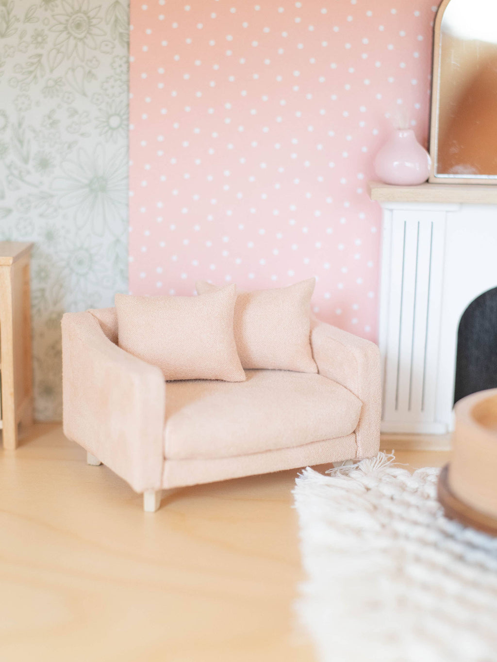 Dollhouse Adelaide Scoop Arm Accent Chair | Barely Blush
