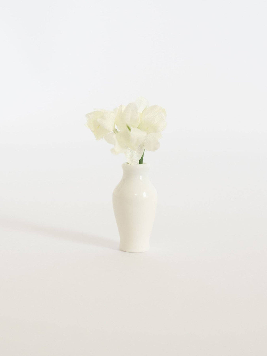 Bloom Vases with Flowers | Pink & White | Dollhouse Miniature Accessories & Decor: White