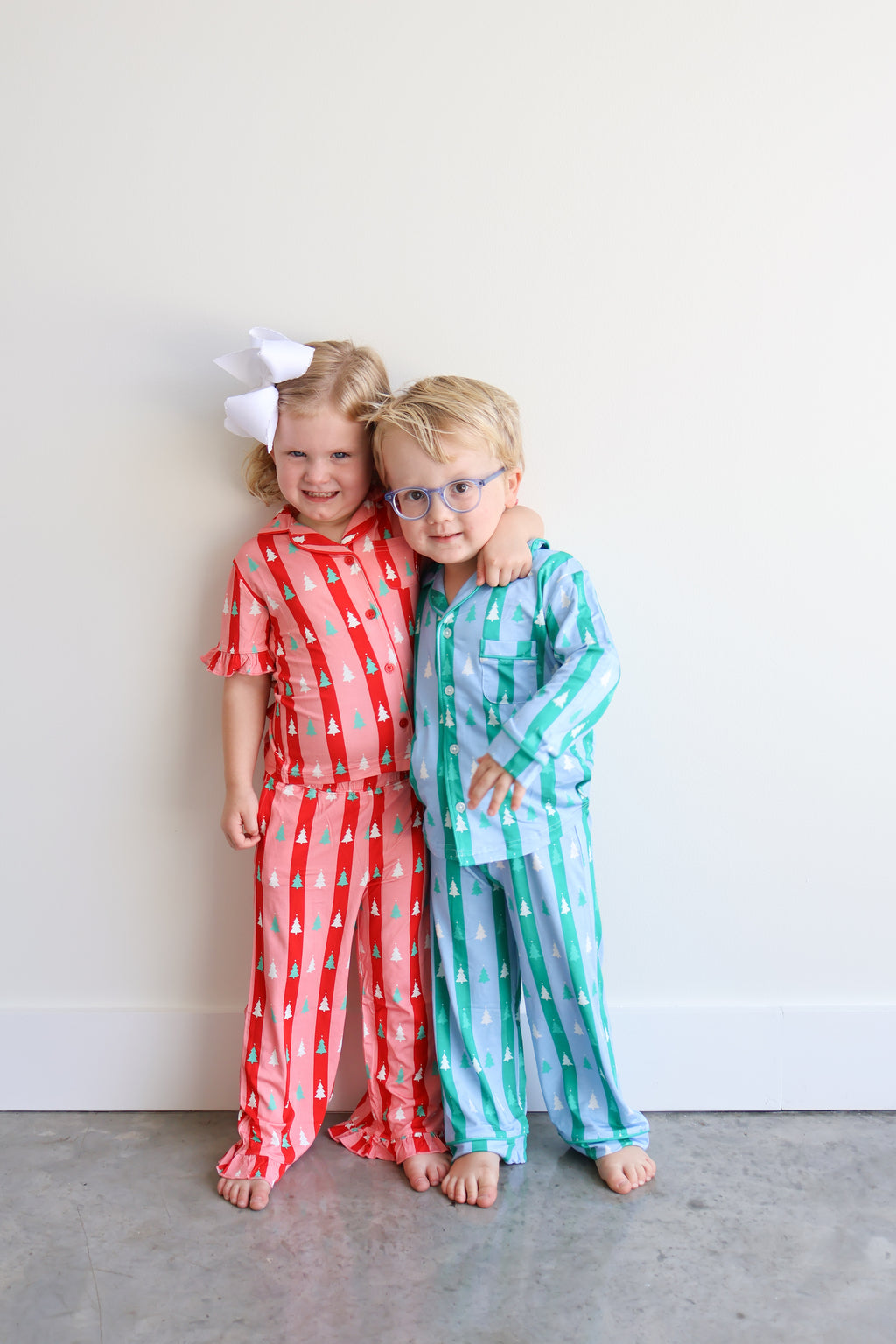 ruffle pajama pant set in red & pink tree stripes