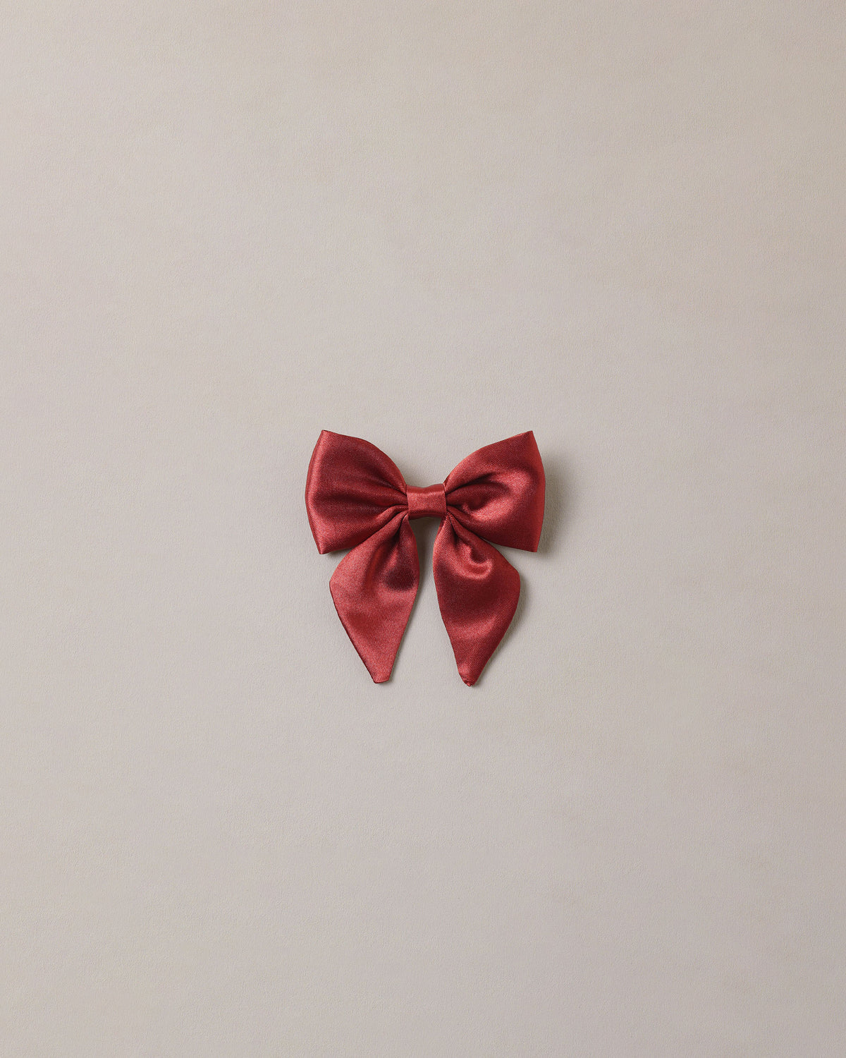 Norah bow in ruby