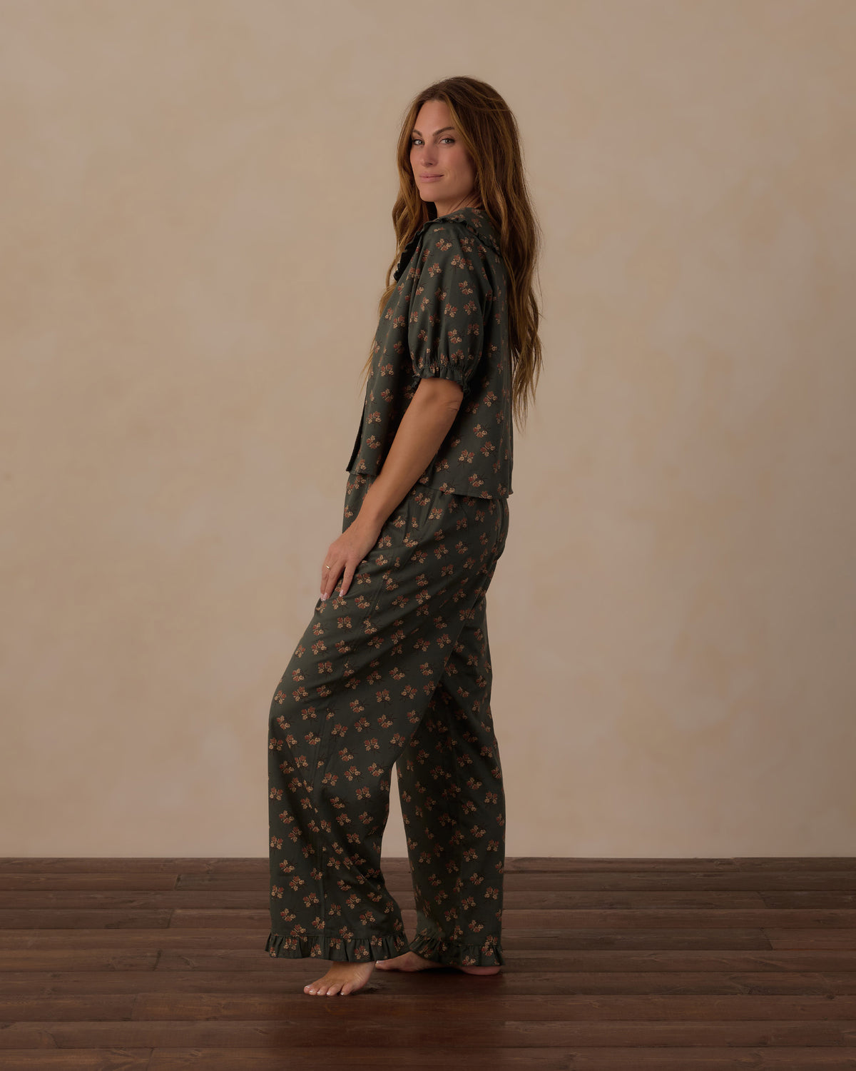 women's ruffle pajamas in evergreen bouquet