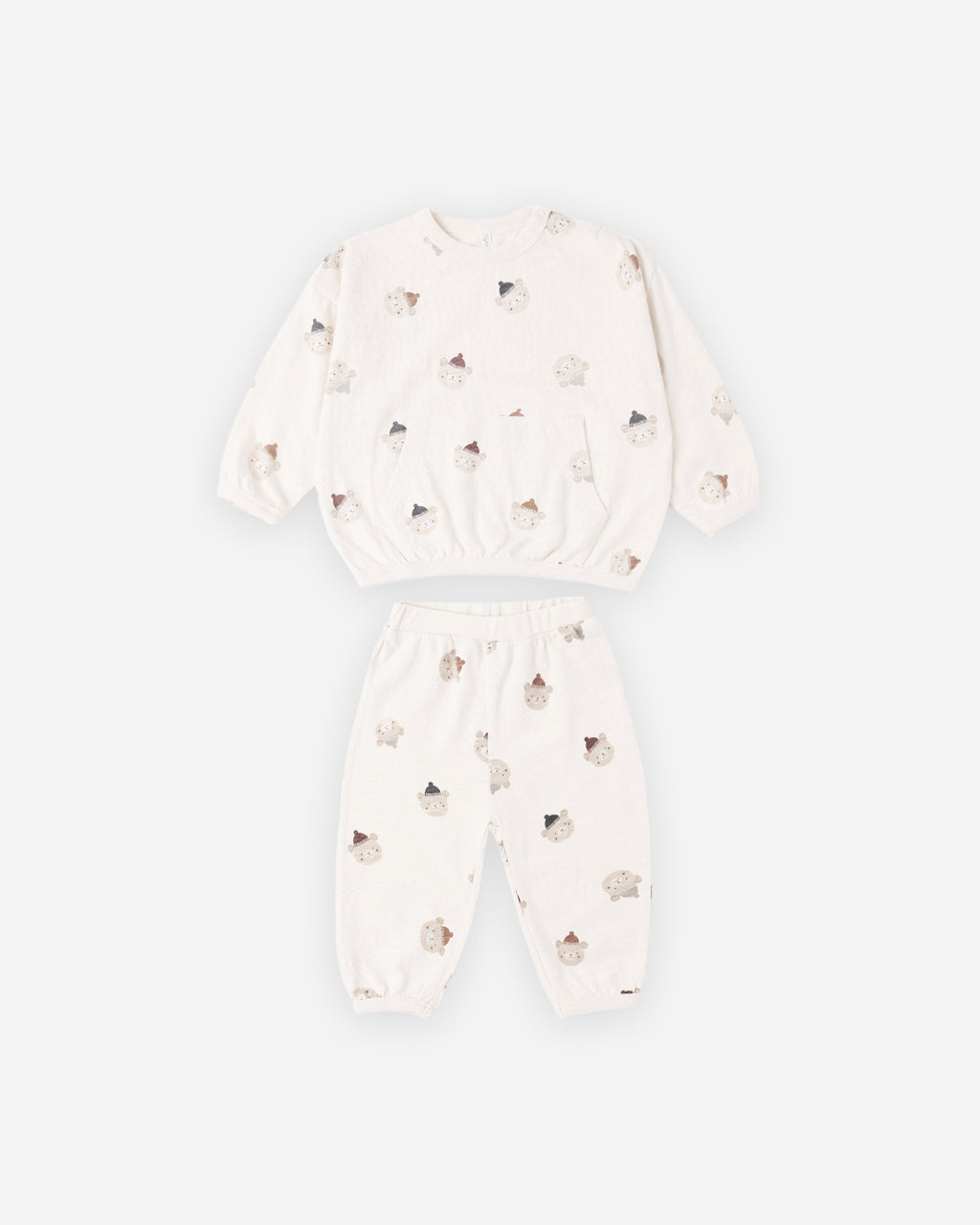 Relaxed set in winter bears