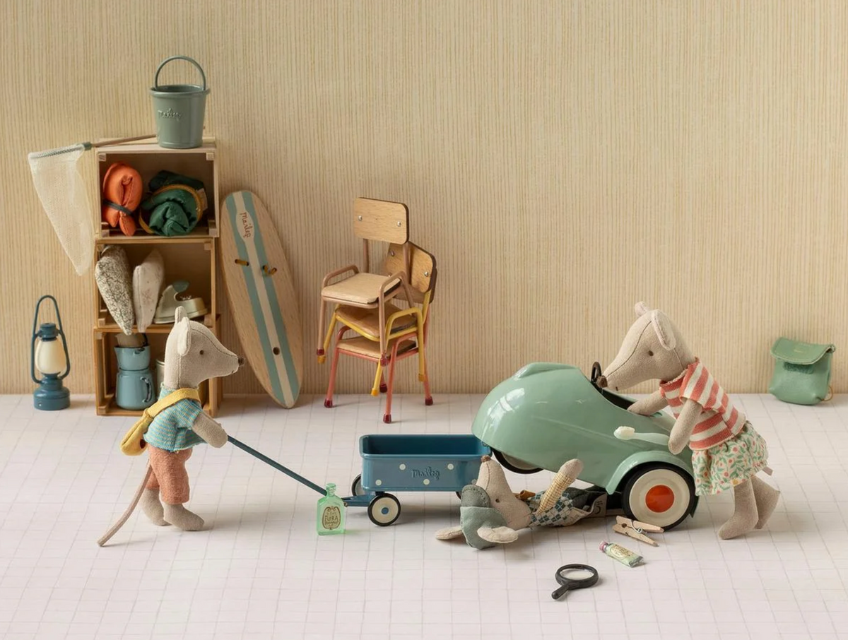 car, mouse - light mint