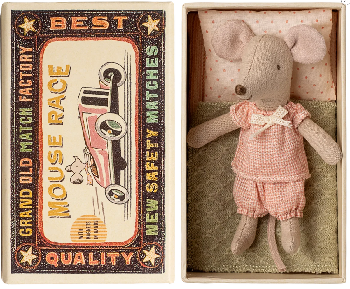 little sister mouse in matchbox