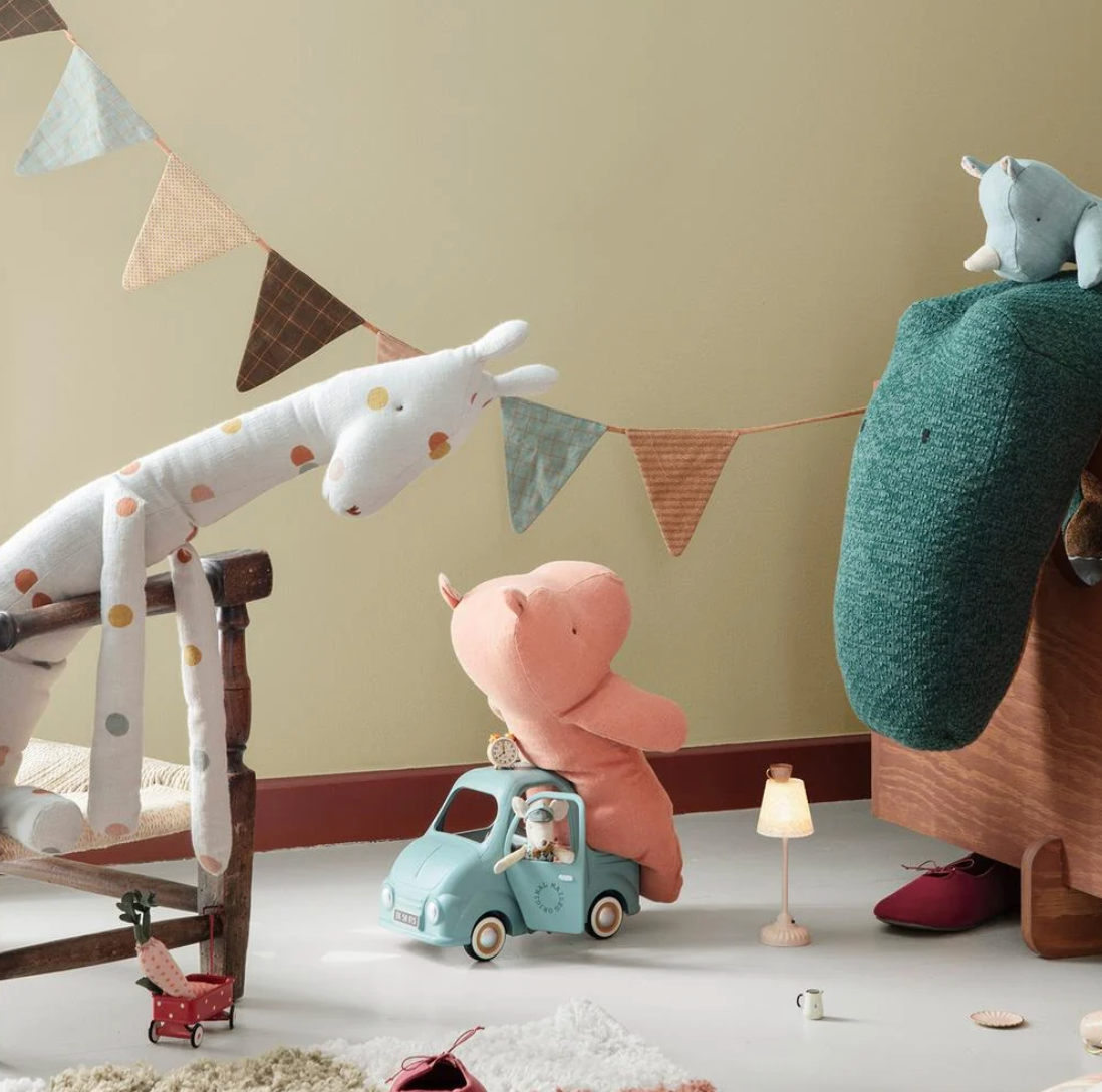 safari friends, hippo, medium - dusty coral
