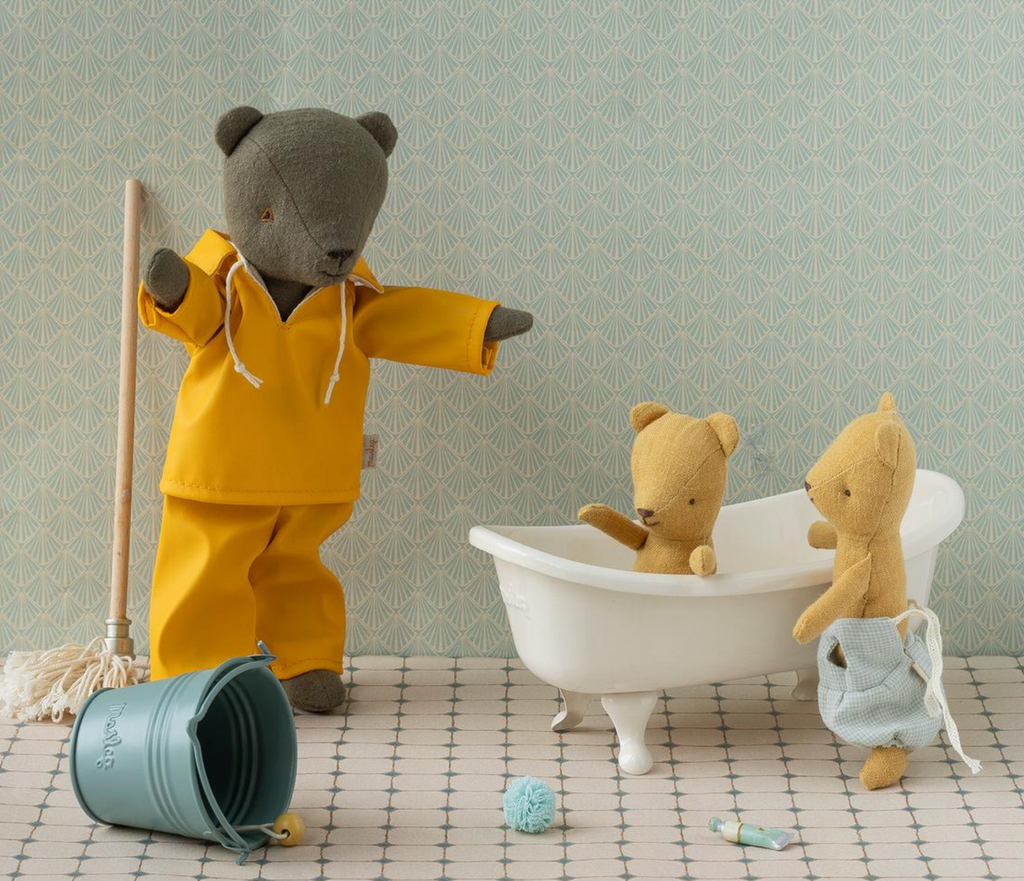 teddy dad, ash green